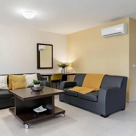 Ponent 602 In Marina By Locap Group *